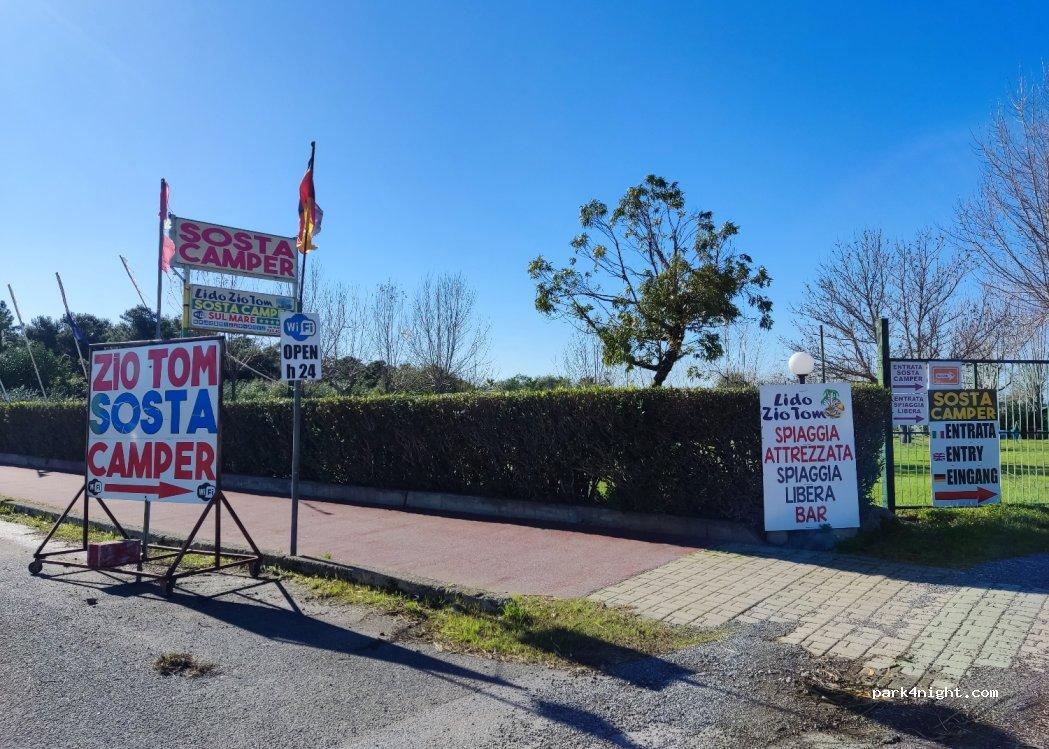 Martina Area Camper Stabilimento Balneare - Foto 4