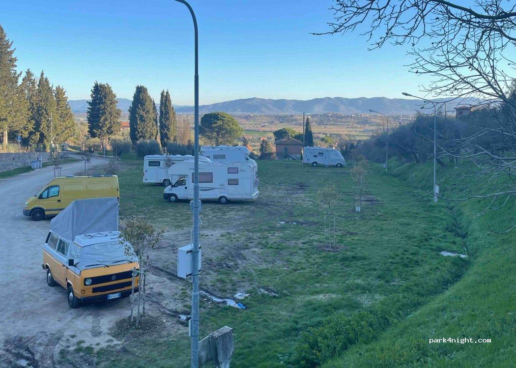 Area Sosta Camper Lucignano - Foto 4