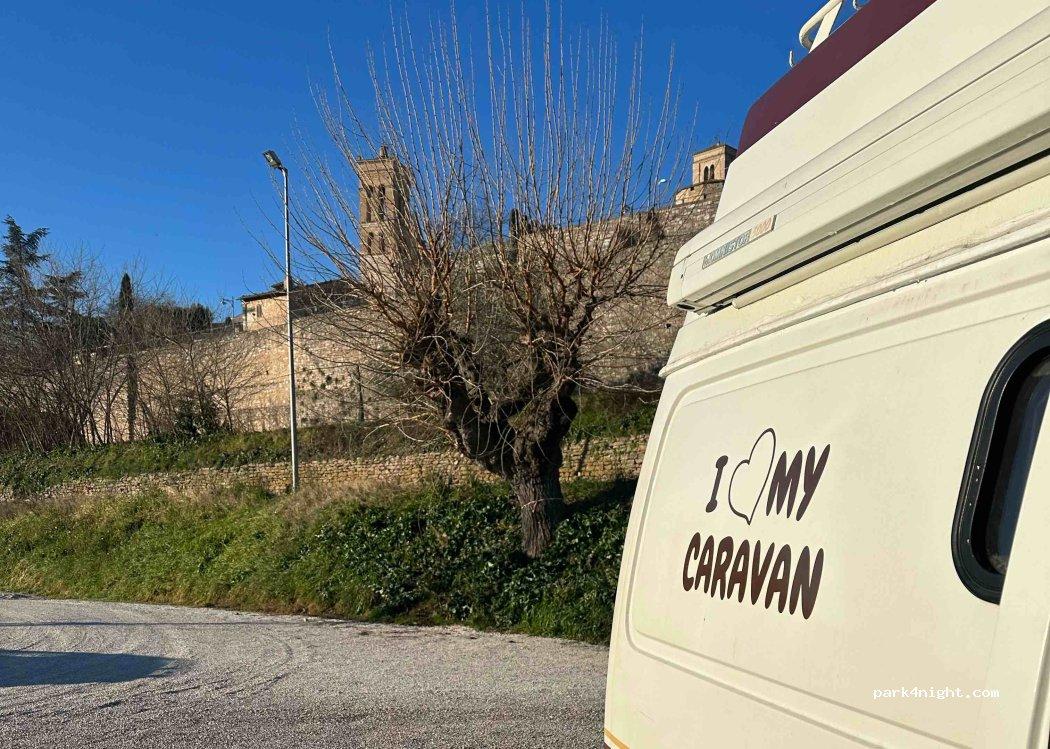 Area Camper Comunale - Spello - Foto 3