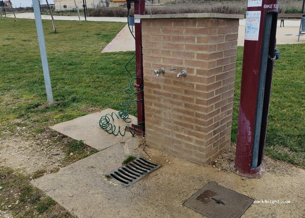 Área de Autocaravanas de Artajona.