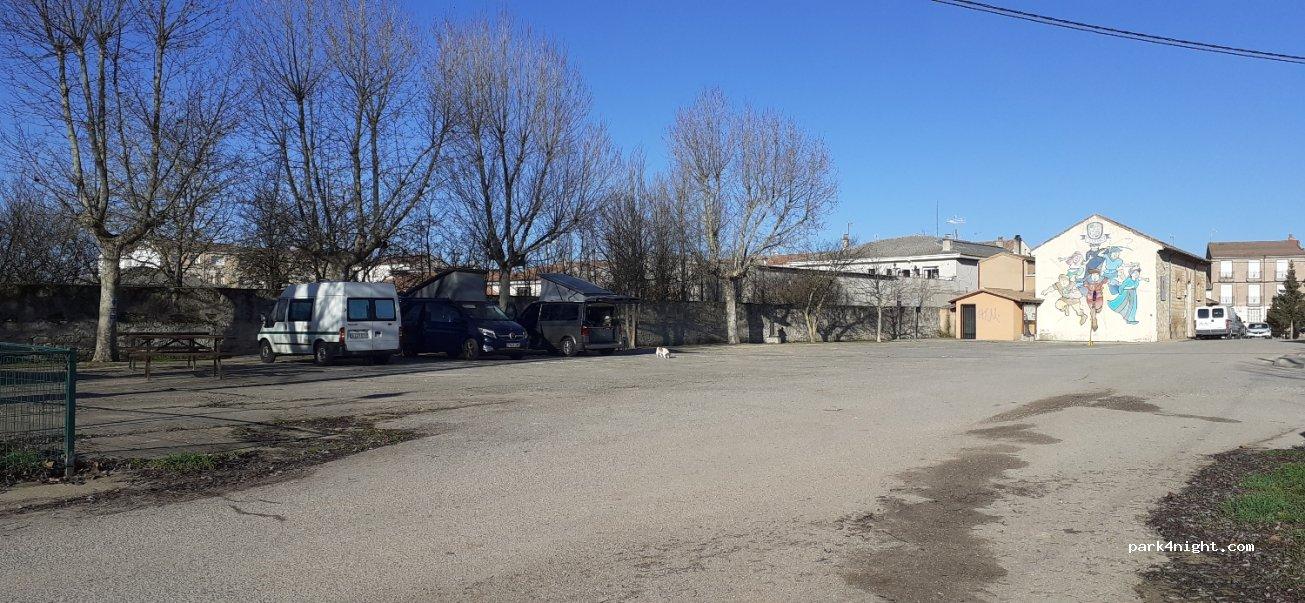 Área de autocaravanas de Villadiego - Foto 3