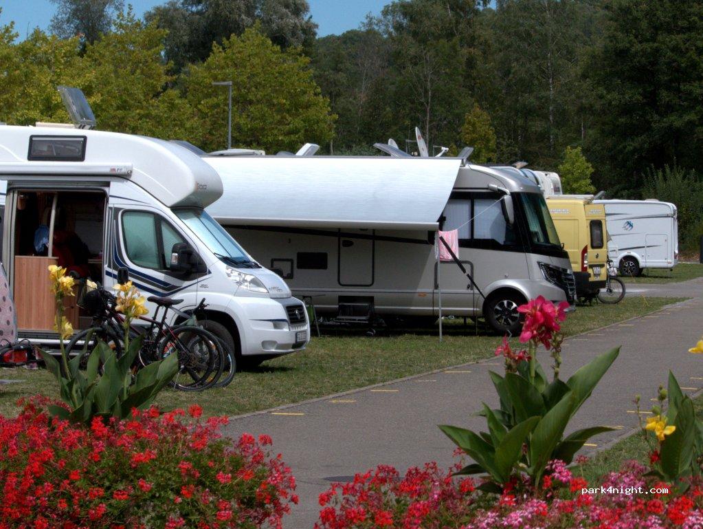 Wohnmobil- und Wohnwagenstellplatz 2074 - Foto 3