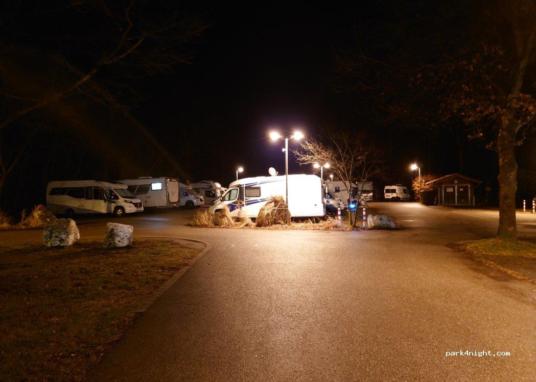 Motorhome Parking Lot near the Spa - Foto 7