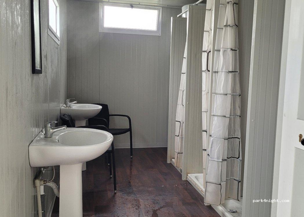 Pompei Zone Area sosta camper Pompei - Foto 2