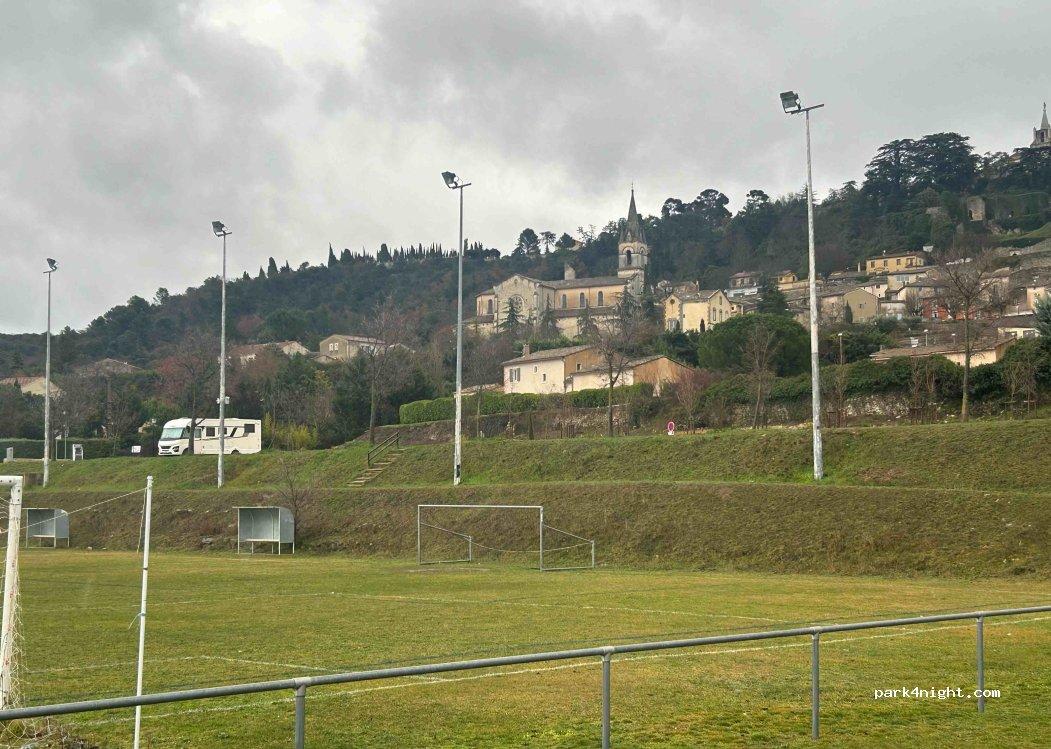 Bonnieux parking VL et aire de camping-cars - Foto 6