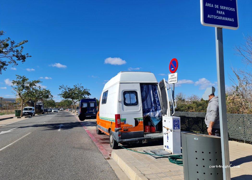 Área autocaravanas Manises