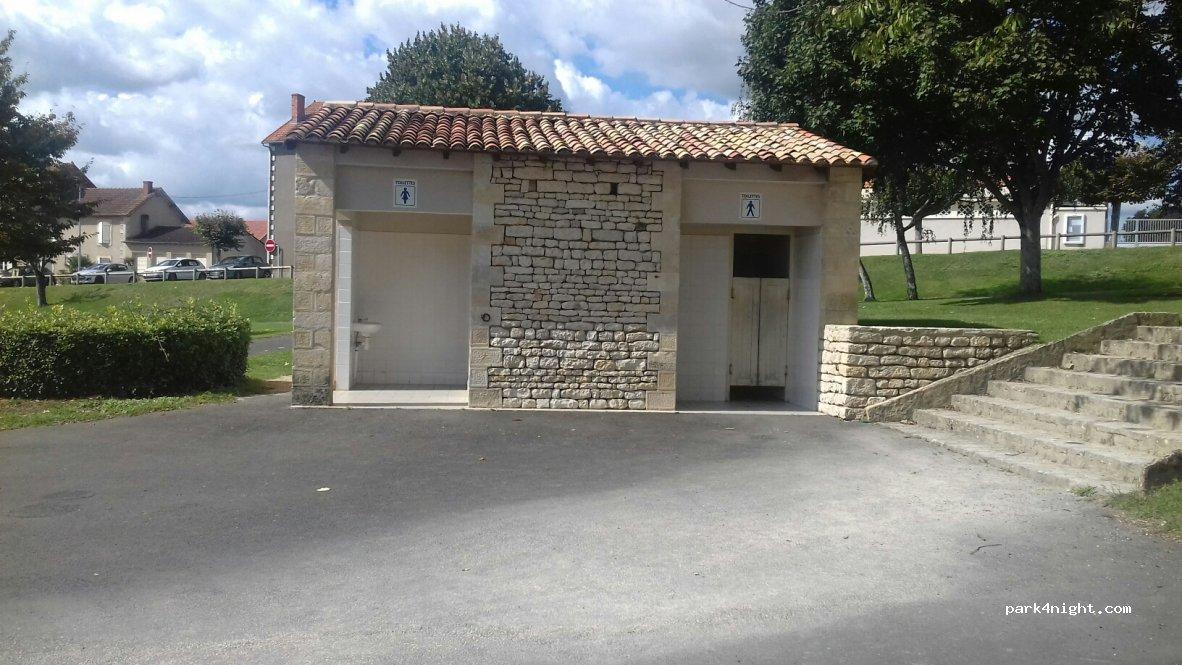 Aire de service camping-car 79800 Pamproux - Foto 6