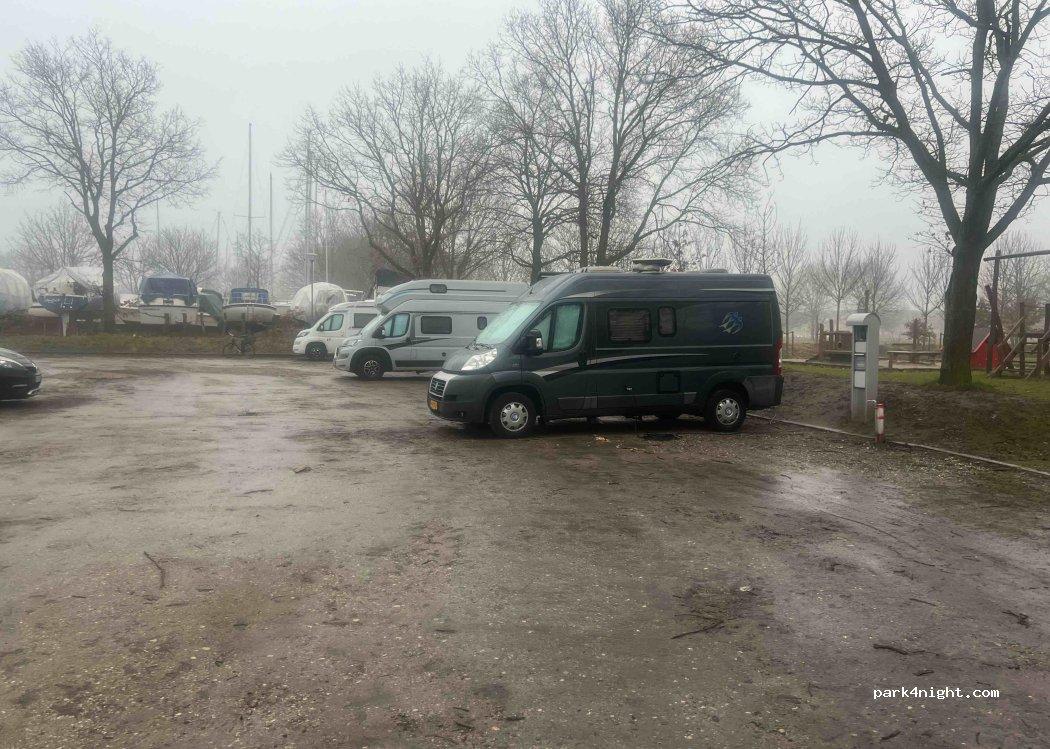 Kastrup campervan parking - Foto 4