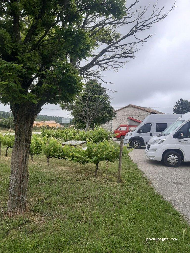 Camperplaats Larnas - Foto 7