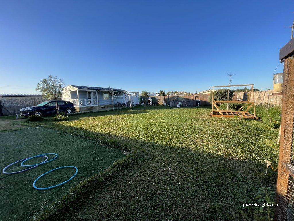 Área de Autocaravanas Puerto de Barbate - Foto 5