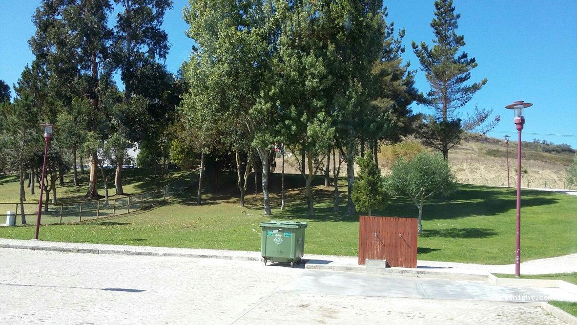 Área de Serviço para Autocaravanas - Foto 4