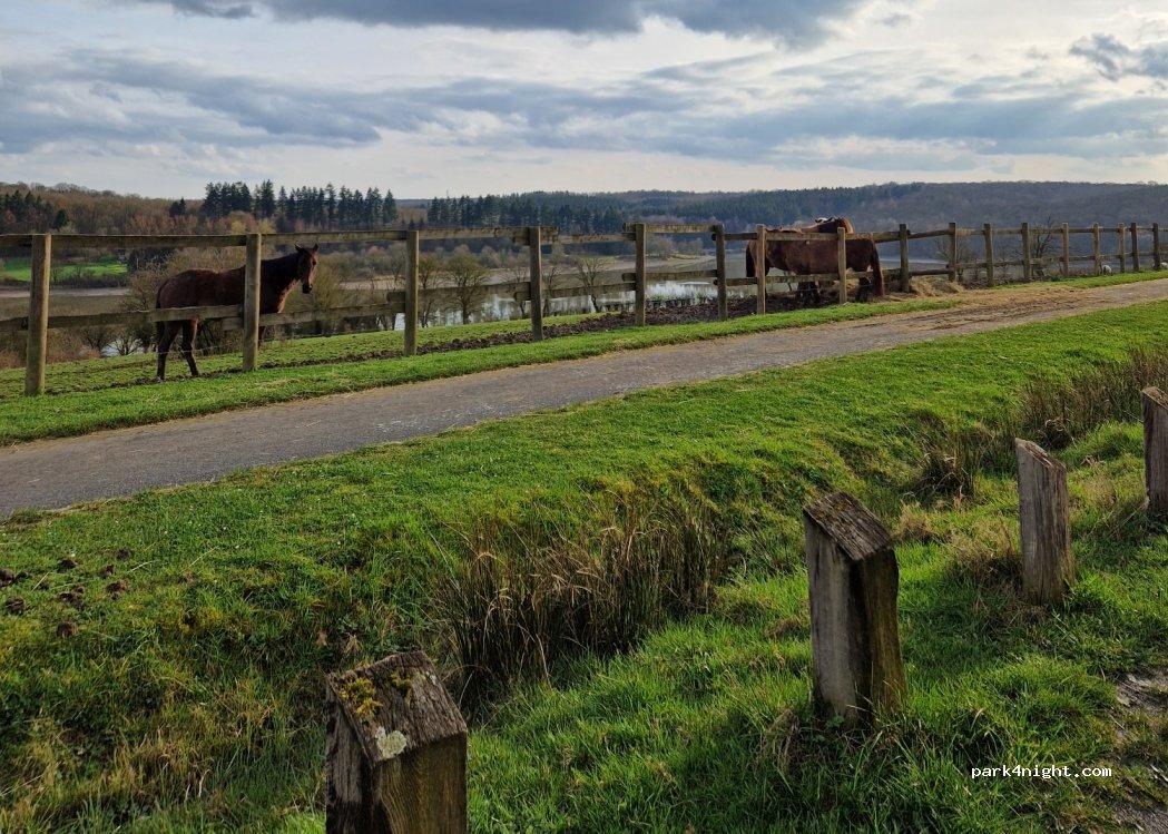 Aire Camping-Cars VAL JOLY - Foto 3