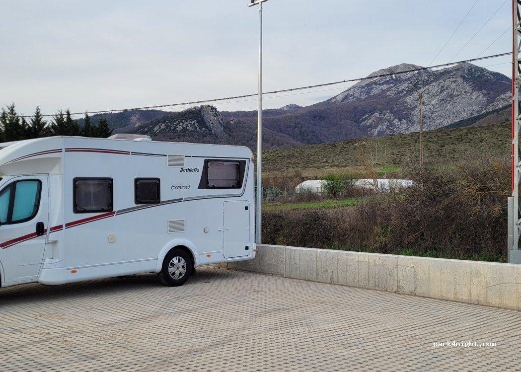 Area de Autocaravanas Araia - Foto 7