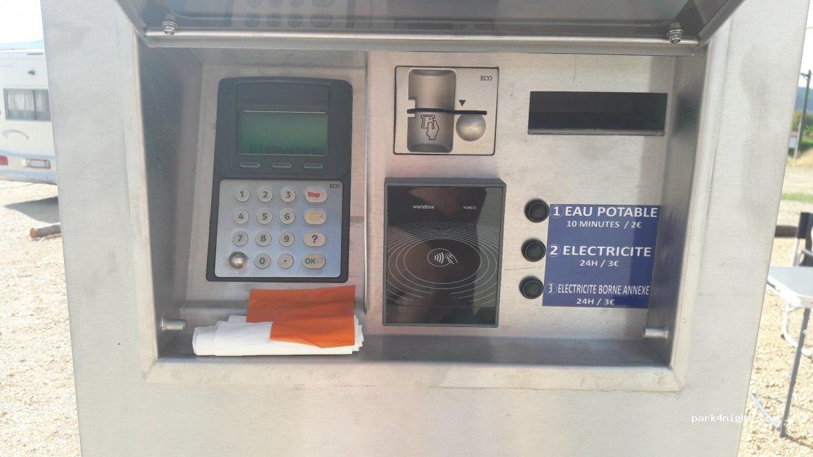 [AirePark] Aire de camping car St Etienne les Orgues - Foto 5