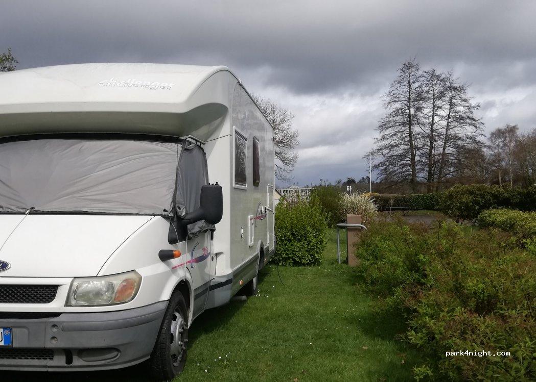 Aire de camping-car Chatelaudren - Foto 3