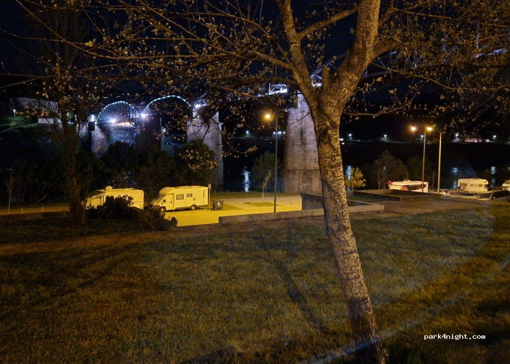 Parque de Pernoita de Autocaravanas Peso da Régua - Foto 3
