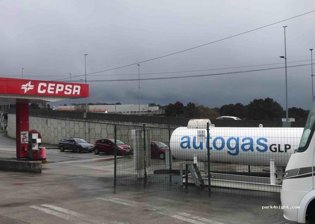 Estación de servicio Cepsa - Foto 5