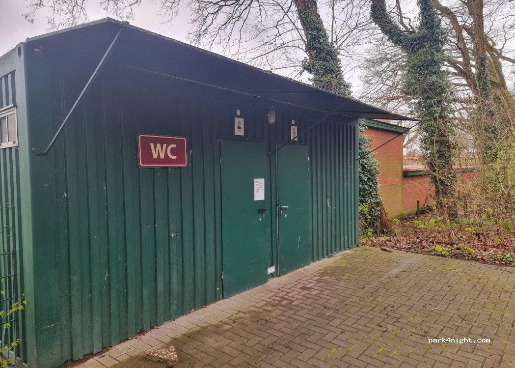 Wohnmobilstellplatz am Schloss Erbhof - Foto 2