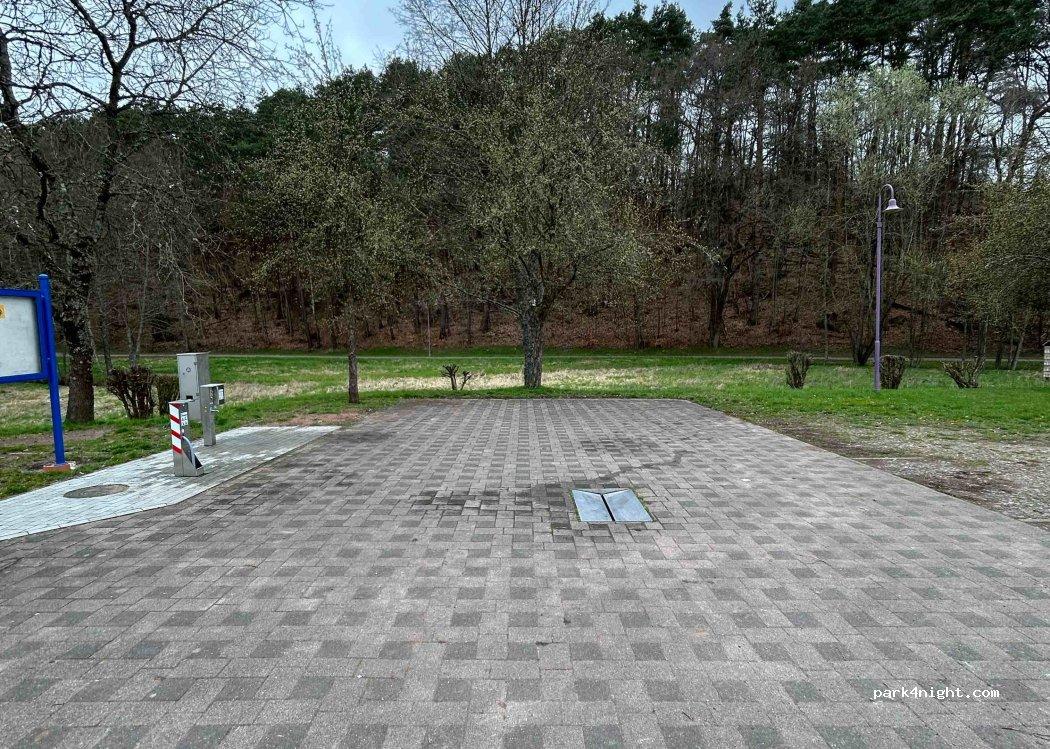 Wohnmobilstellplatz Lemberg - Foto 4