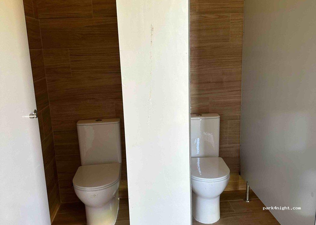 Área de Autocaravanas Comillas Cogiendo Aire - Foto 3