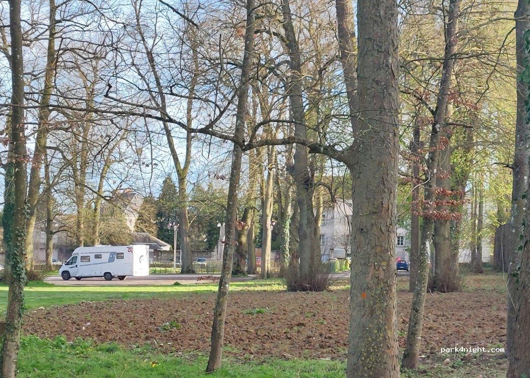 Aire de stationnement Camping-cars - Foto 7