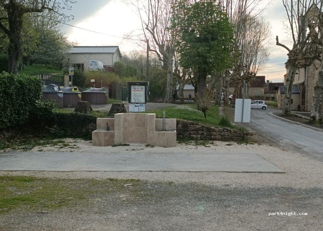 Aire communale AZERAT - Foto 4