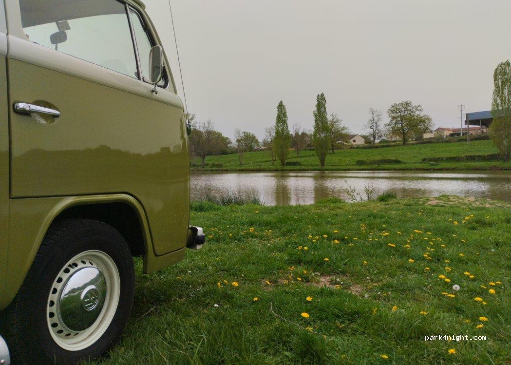 Aire de Camping-car Saint Gérand de Vaux - Foto 3