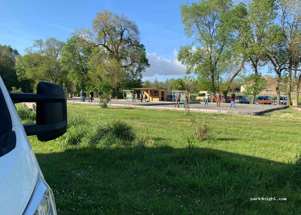 Aire Municipale - Saint-Dizant-du-Gua - Foto 5