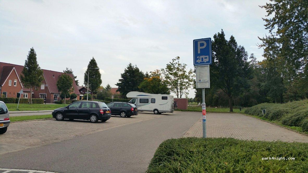 Camperplaats Parking Bemmel (5 plaatsen) - Foto 7