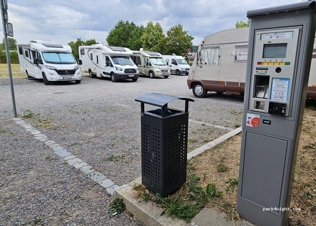 Wohnmobil Parkplatz - Foto 5