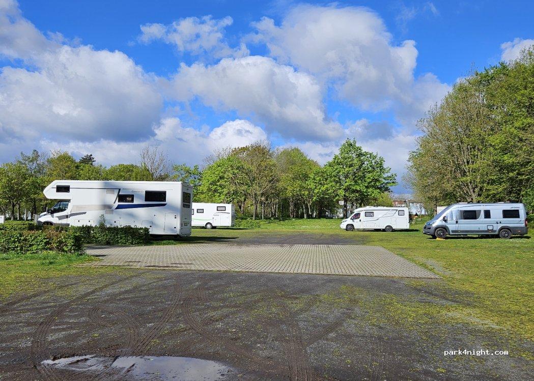 Wohnmobilstellplatz Baunatal, Parkstadion - Foto 6
