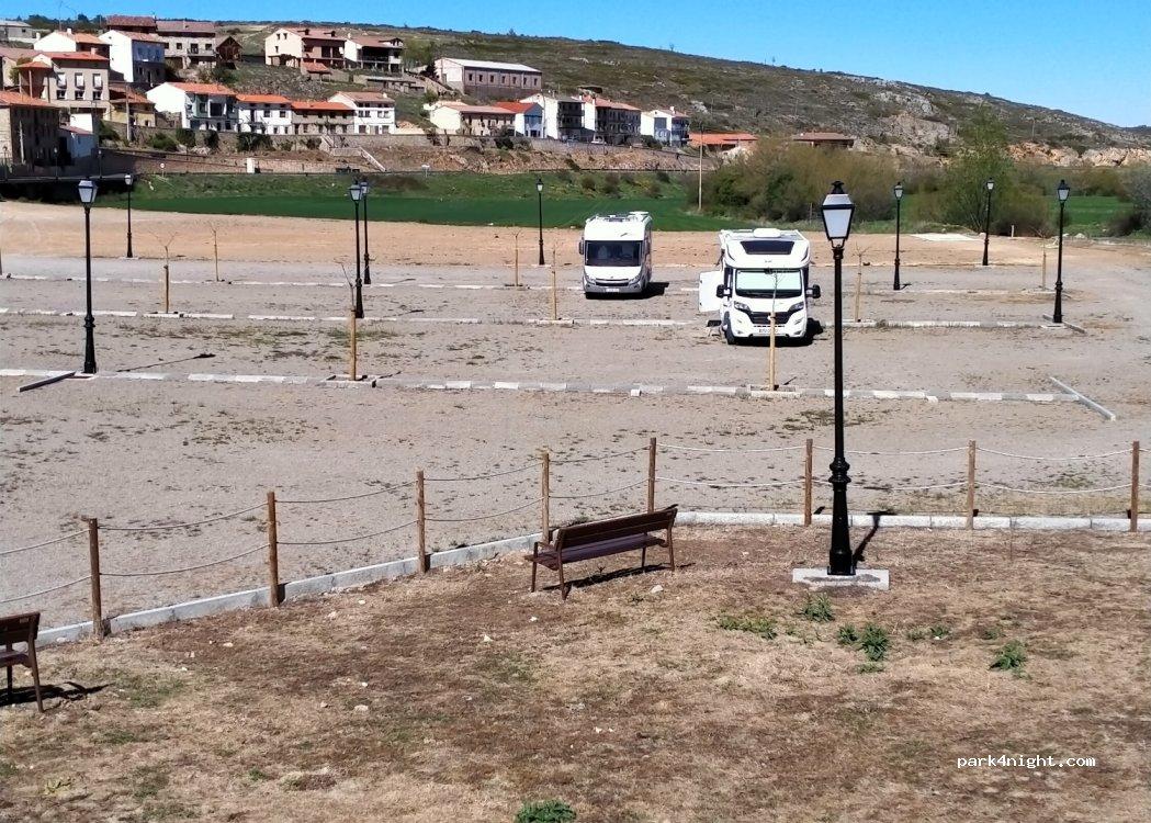 Área de Autocaravanas Municipal de Orihuela del Tremedal - Foto 4