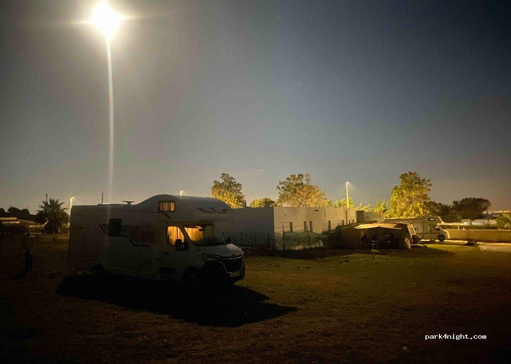 Área de Servicios Autocaravanas Tarifa-Bolonia - Foto 3