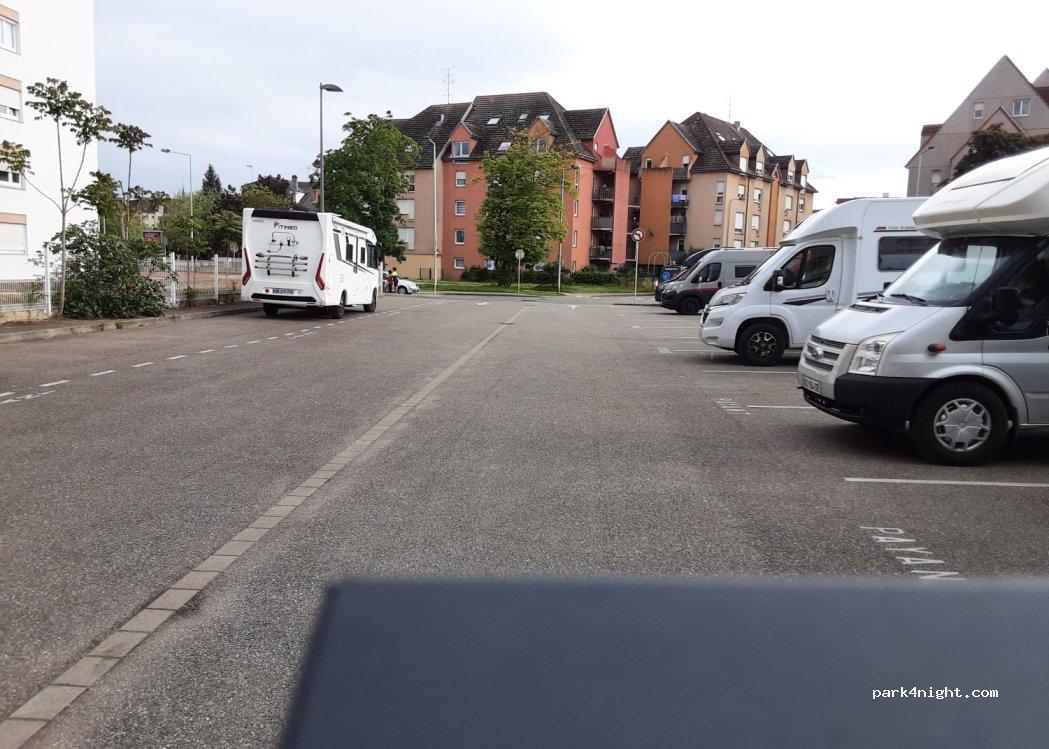 Camping-car parking lot Henry Wilhelm - Foto 4