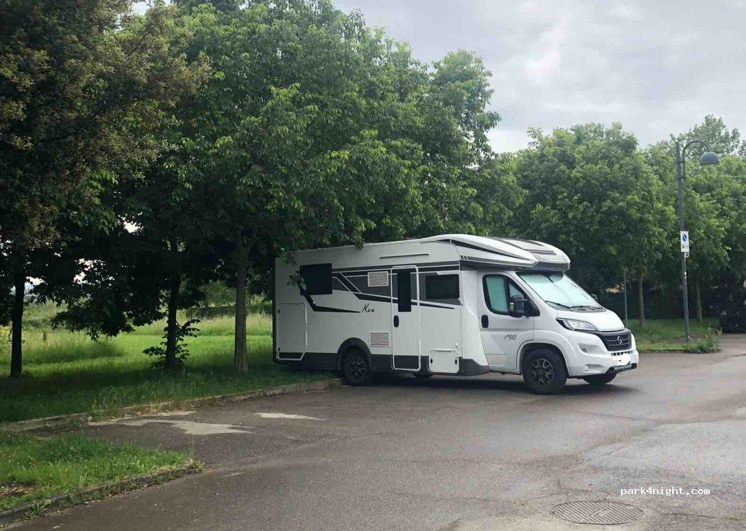 Area Sosta Camper - Faenza