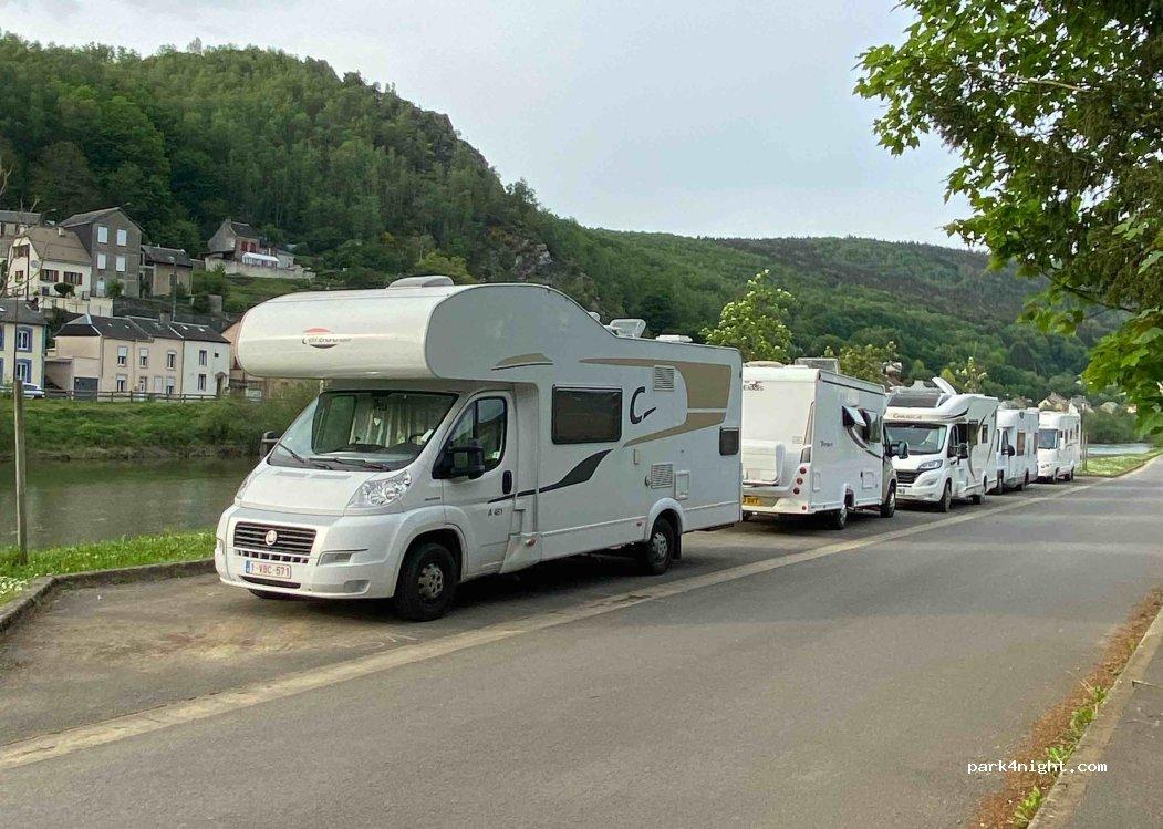 Aire d'accueil intercommunale pour camping-cars et usagers de la Voie Trans-Ardennes - Foto 7