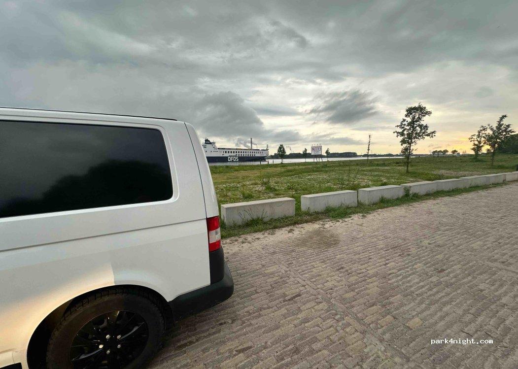 Vlaardingen Motorhome Parking - Foto 3