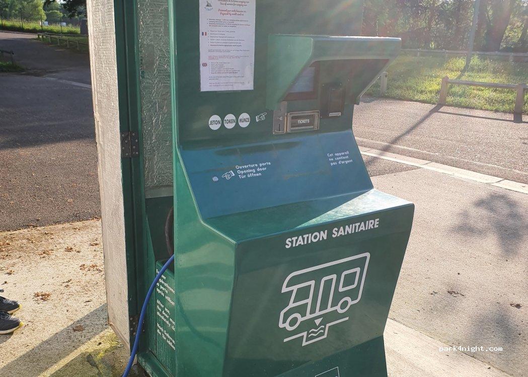 Aire camping-car Chartres - Foto 7