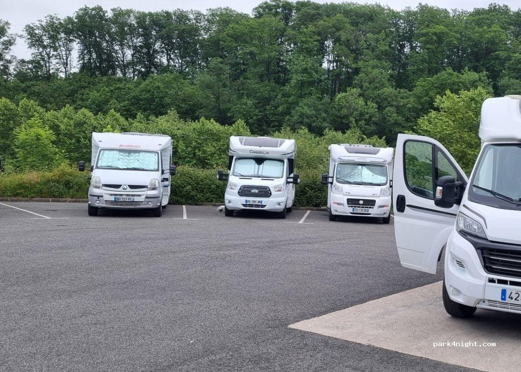 Zona de autocaravanas - Foto 4