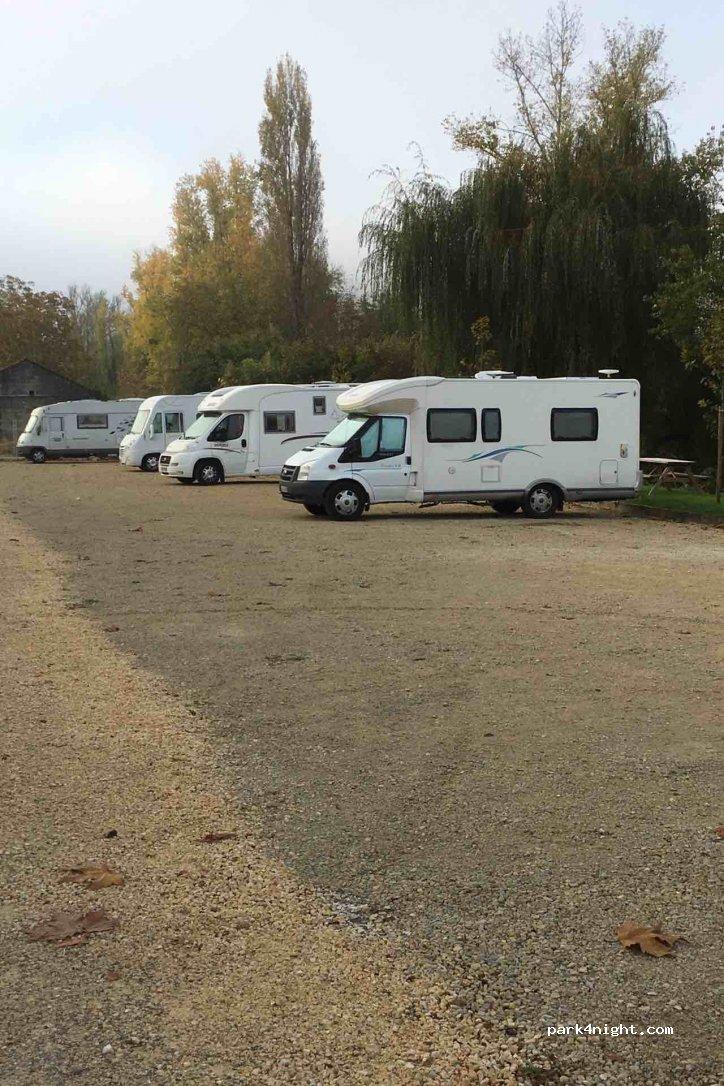 Aire de camping-car Luzech