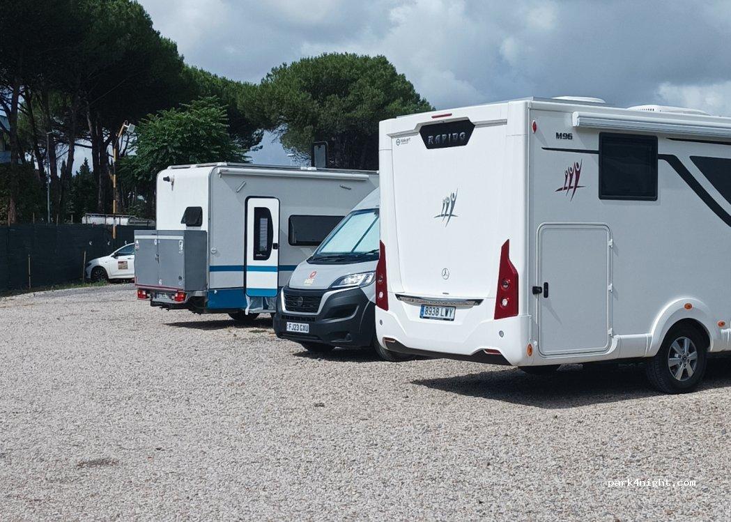 Parcheggio - Area sosta camper - Foto 2