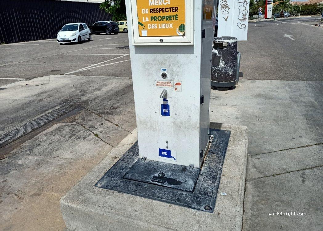 Aire de camping-cars de Latour-Bas-Elne - Foto 3