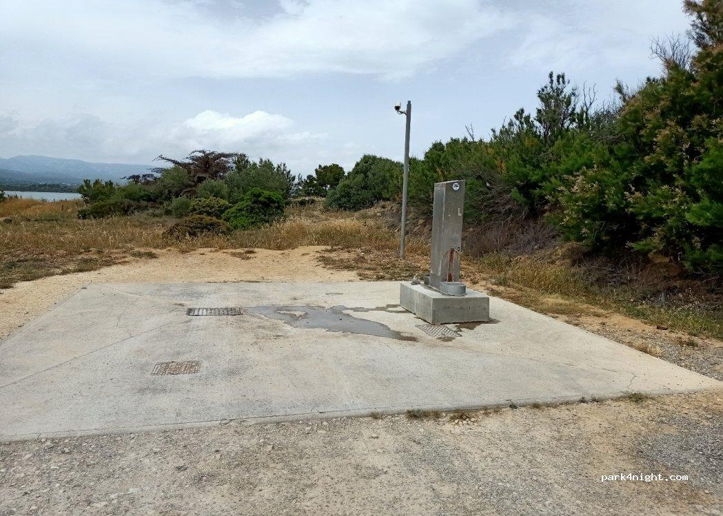 Aire camping-car Le Goulet - Leucate Village - Foto 4