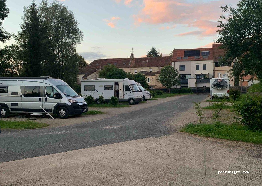 Aire De Stationnement Pour Camping-Car 71510 Saint-Léger-sur-Dheune - Foto 5