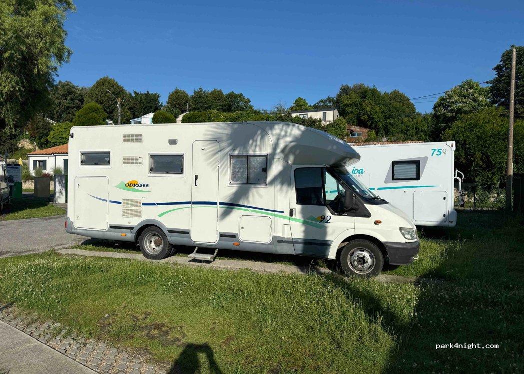 Aire de camping-car municipale - Foto 7