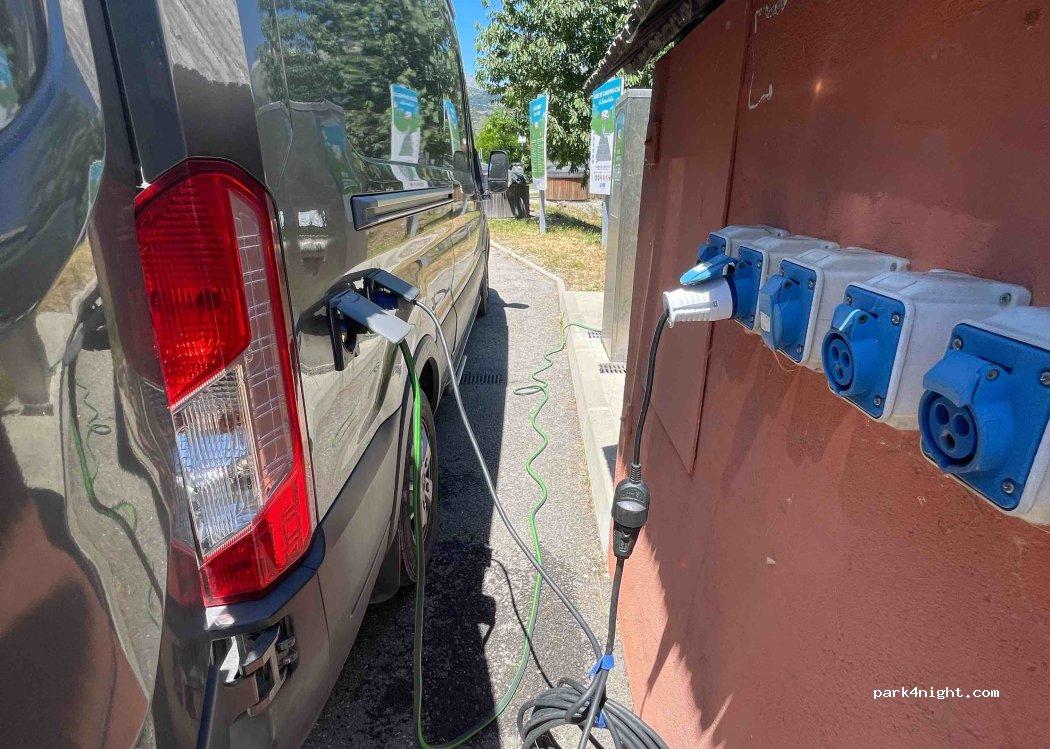 Aire de Camping Cars [AireServices] - Foto 6