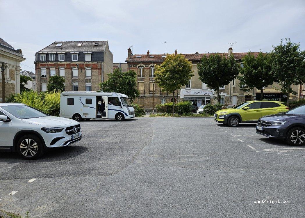 Motorhome Aire 51100 Reims - Foto 5