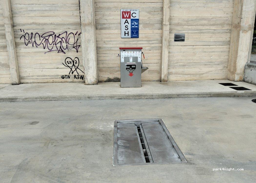 Area de Autocaravanas Araia - Foto 4