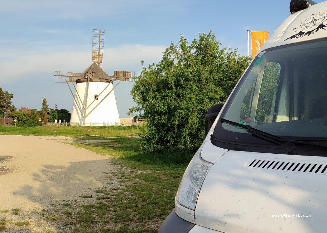 Wohnmobilstellplatz Retz - Foto 2