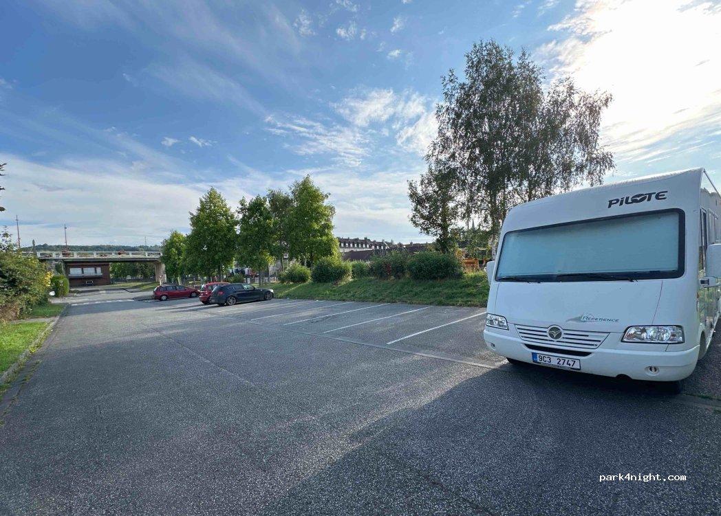 aire de services et stationnement camping car 76270 Neufchâtel-en-Bray - Foto 3